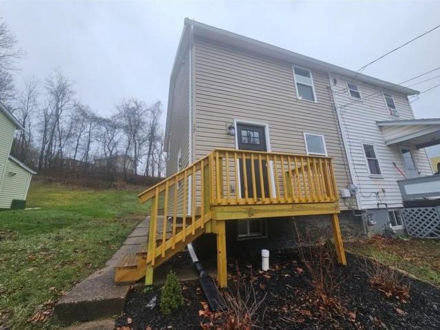 House for sale in Ellsworth, Pennsylvania