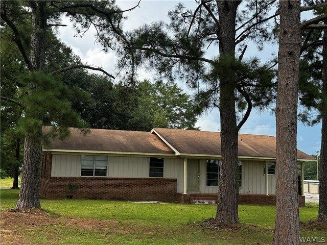 House for sale in Centreville, Alabama