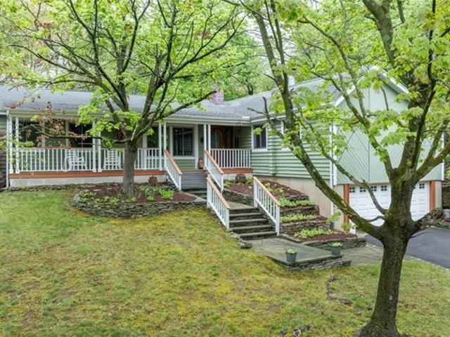 House for sale in Huntington, New York