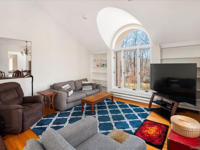 House for sale in Pound Ridge, New York