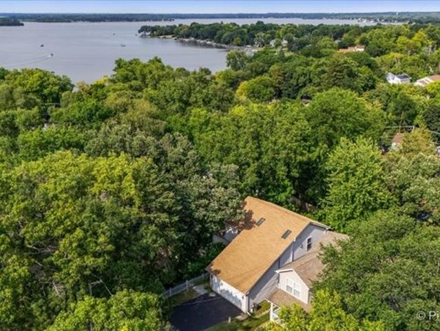 House for sale in Fox Lake, Illinois