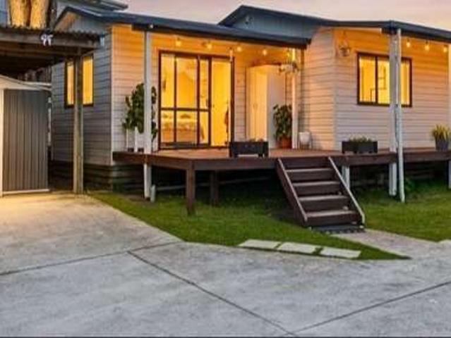 House for sale in Howick, Oroua County