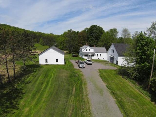 House for sale in Plymouth, Maine