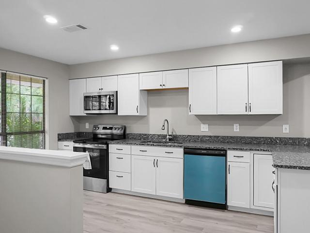 Townhouse for sale in Goose Creek, South Carolina
