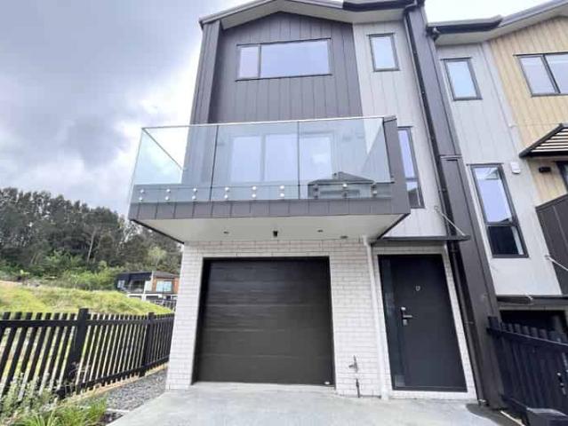 House for rent in Paremoremo, Oroua County
