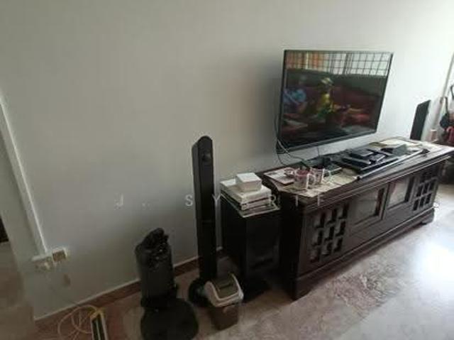 Apartment for rent in Joo Seng, Singapore