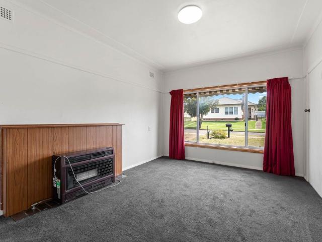 House for rent in Brisbane Grove, New South Wales