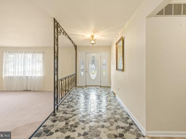 House for sale in Deepwater, New Jersey