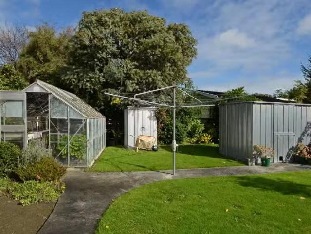 House for sale in Days Bay, Wellington