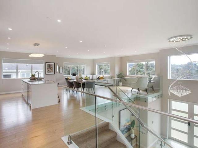 House for sale in Oratia