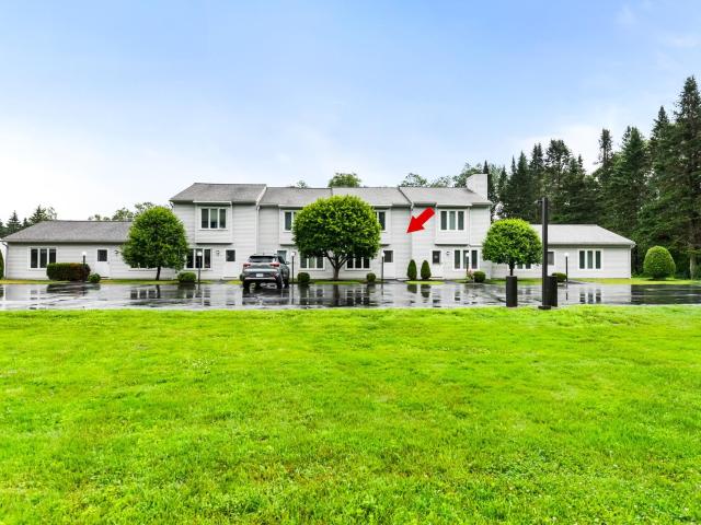 Condo for sale in Newport