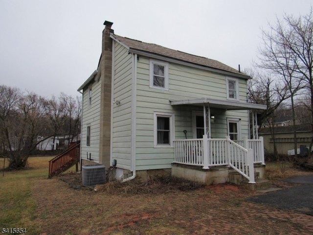House for sale in Hampton, New Jersey