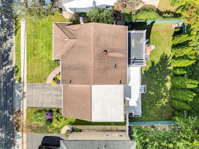 House for sale in Woodmere, Nassau County