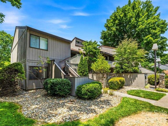 Condo for sale in Hendersonville, North Carolina