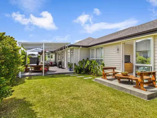House for sale in Kauri Grove, Rodney