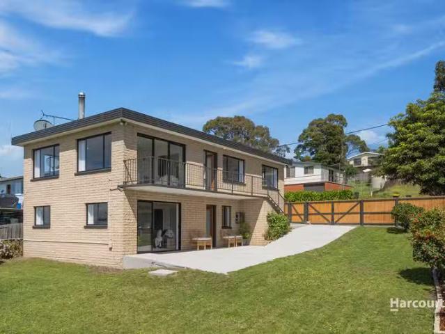 House for rent in Primrose Sands, Tasmania