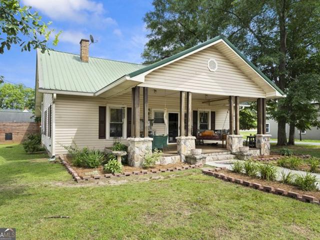 House for sale in Lyerly, Georgia