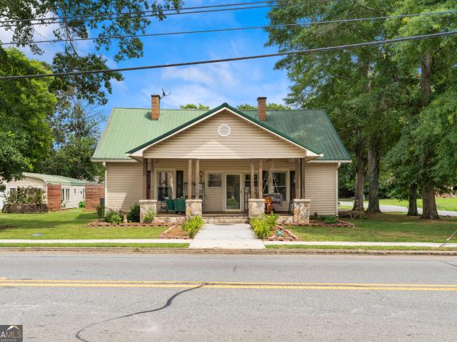 House for sale in Lyerly, Georgia