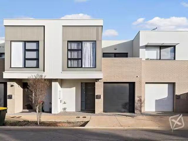 House for rent in Canning Vale, Western Australia