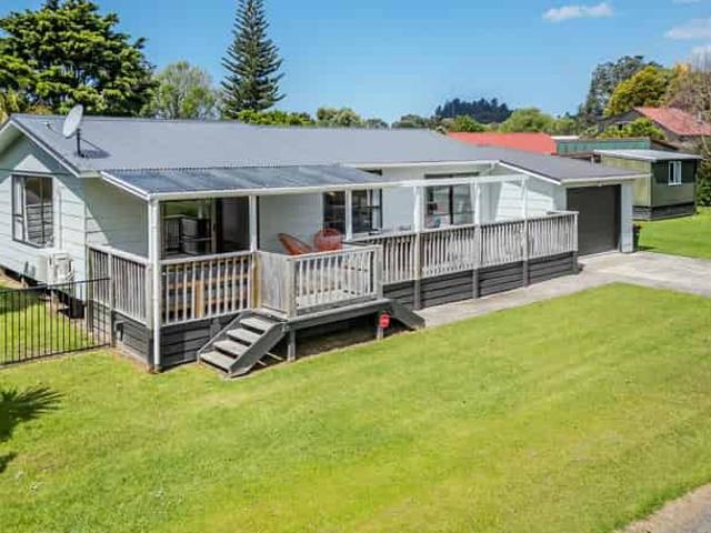 House for rent in Whiritoa, Waikato