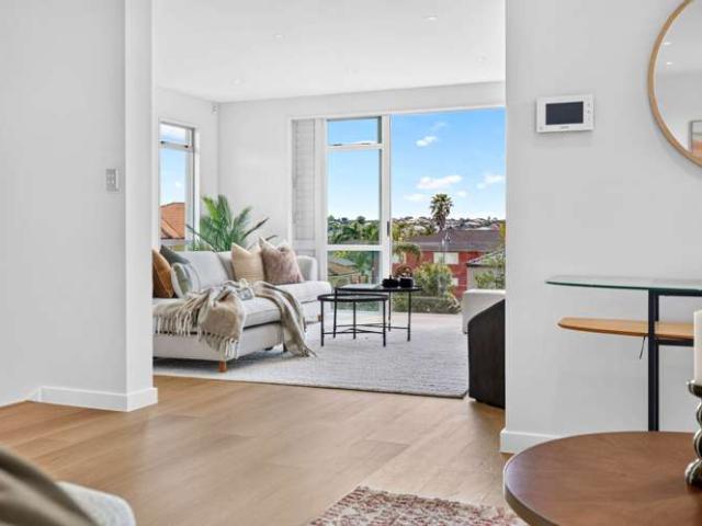 House for sale in West Harbour, Upper Harbour