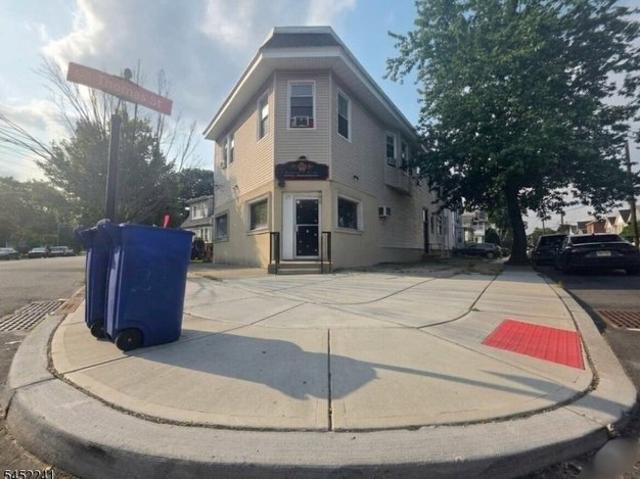 House for sale in Bloomfield, New Jersey