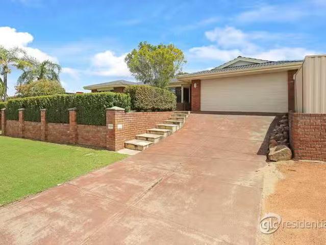 House for rent in Bibra Lake, Western Australia