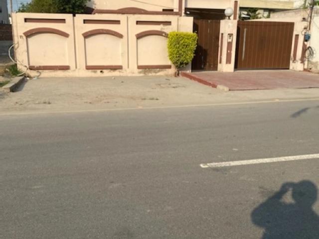 House for sale in Faisalabad, Islamabad Capital Territory