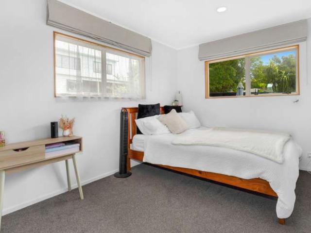 House for sale in Snells Beach