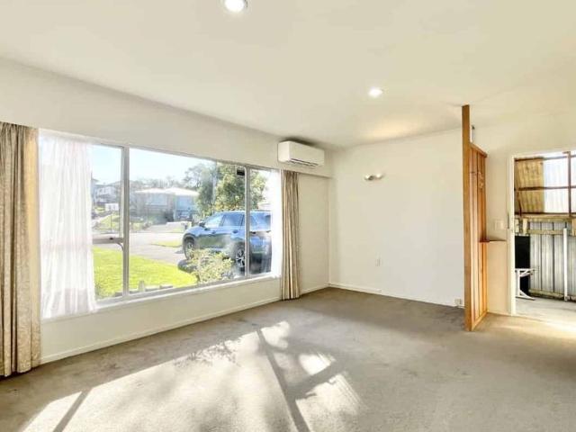 House for rent in Kelston