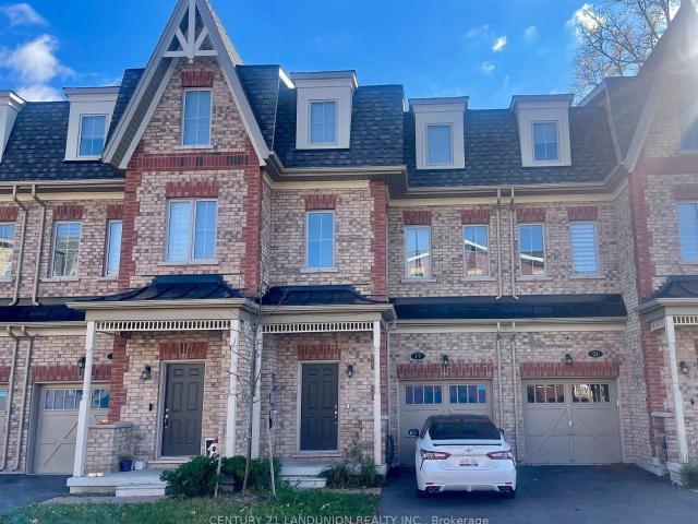 Townhouse for sale in Woburn, Ontario