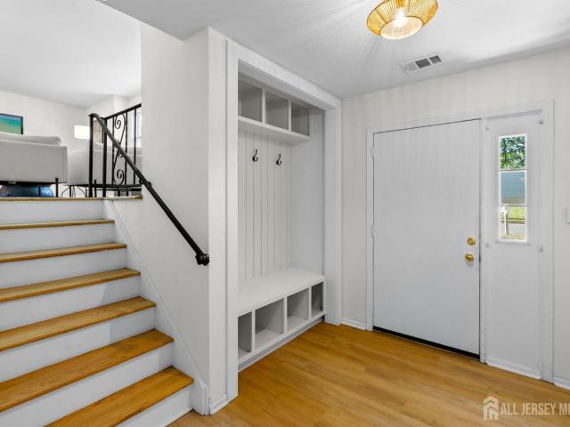 House for sale in Edison, New Jersey