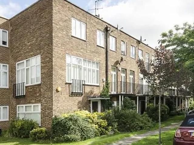 House for rent in Belsize Park, Greater London