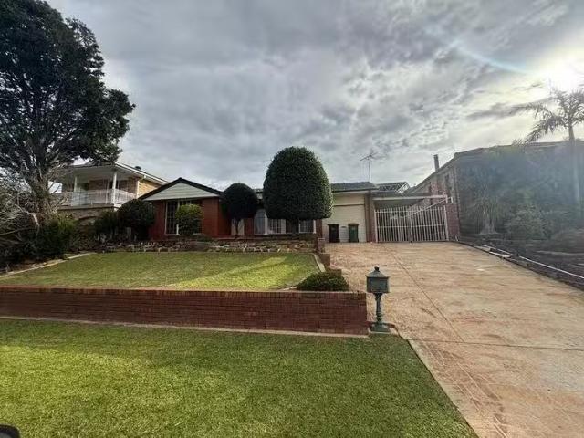 House for rent in Bonnyrigg Heights, New South Wales