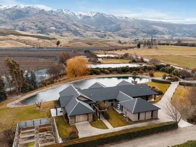 Property for sale in Otakou