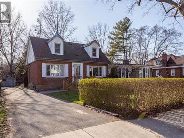 House for sale in Ancaster, Ontario