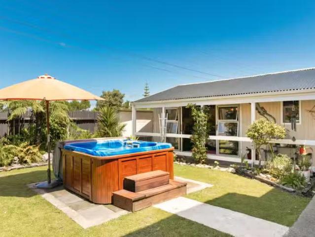 House for sale in Carters Beach, West Coast
