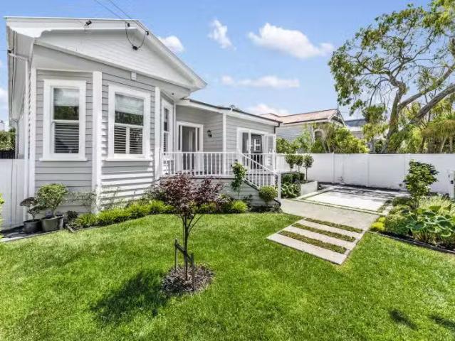 House for sale in Auckland, Oroua County