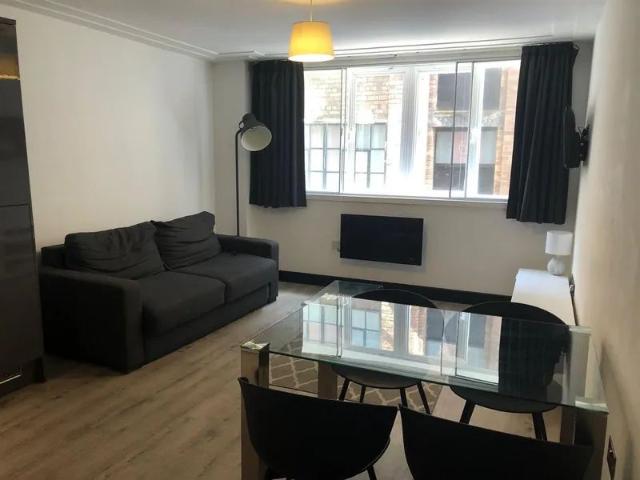 Apartment for rent in Cavern Quarter, Calderstones