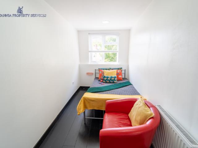 Studio for rent