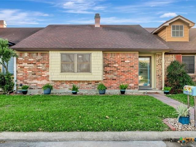 Townhouse for sale in Victoria, Texas