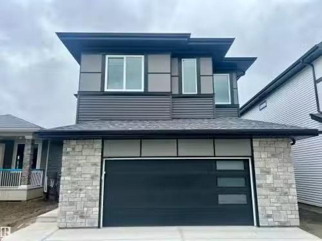 House for sale in Spruce Grove, Alberta