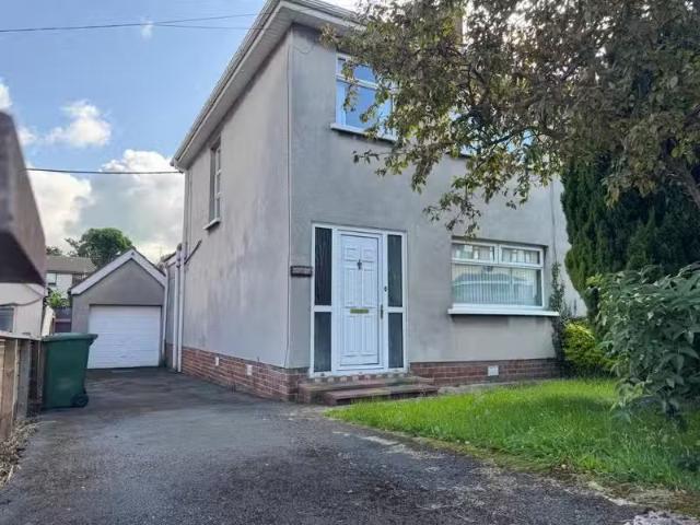 House for sale in Corry, Connacht