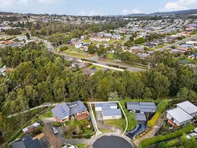 House for rent in Kingston, Tasmania