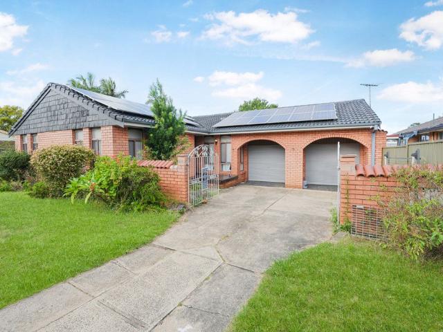 House for rent in Glenfield, Sydney