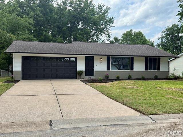 House for sale in Saint Peters, Missouri