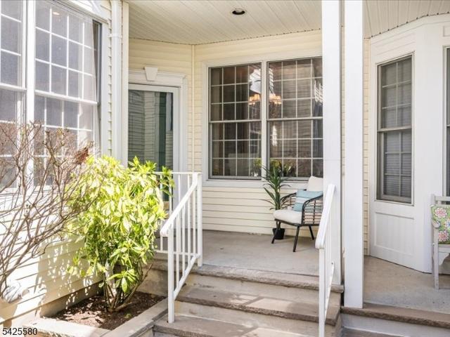 Townhouse for sale in Roseland, New Jersey