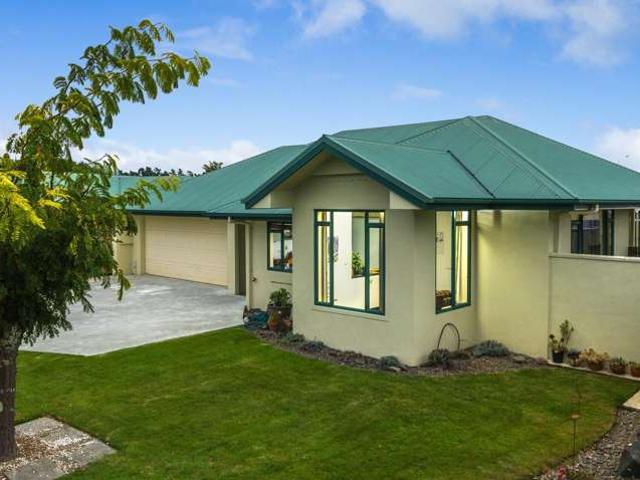 House for sale in Cable Bay, Nelson Bays