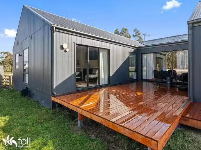 House for rent in Camerons Creek, Victoria