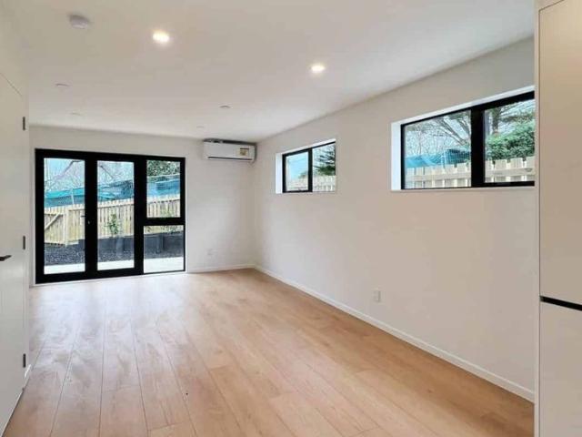 Townhouse for rent in East Tamaki, Oroua County